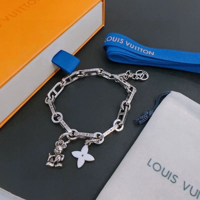 AllSeason Louis Vuitton Bracelets 249179