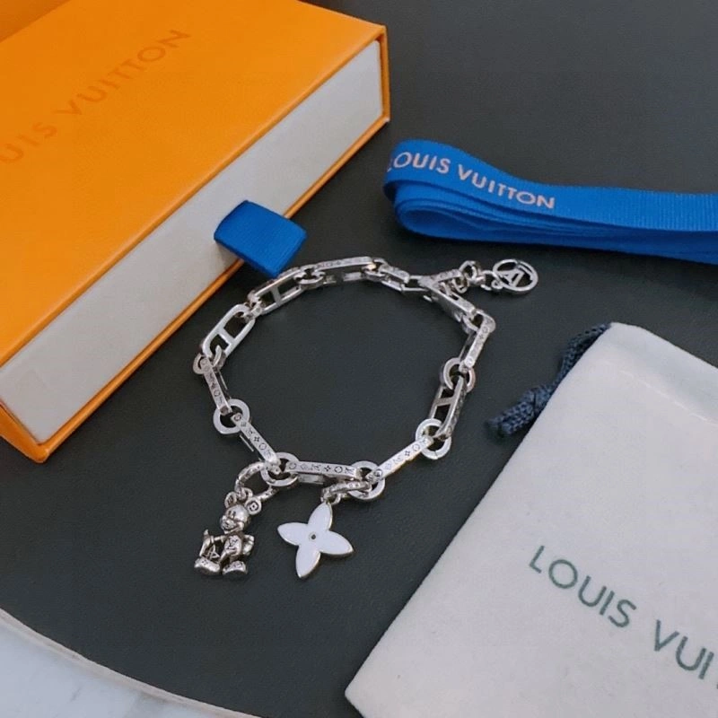 AllSeason Louis Vuitton Bracelets 249179