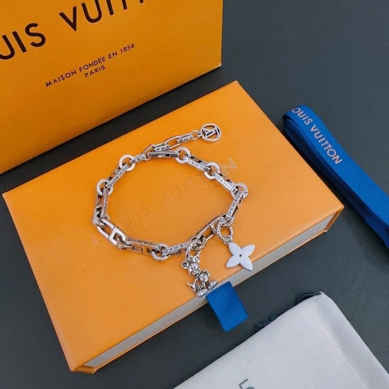 AllSeason Louis Vuitton Bracelets 249179