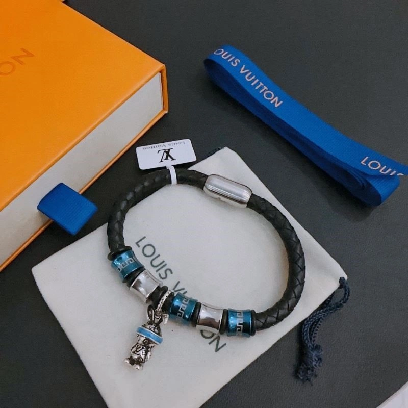 Louis Vuitton Bracelets MoistureWicking 249164
