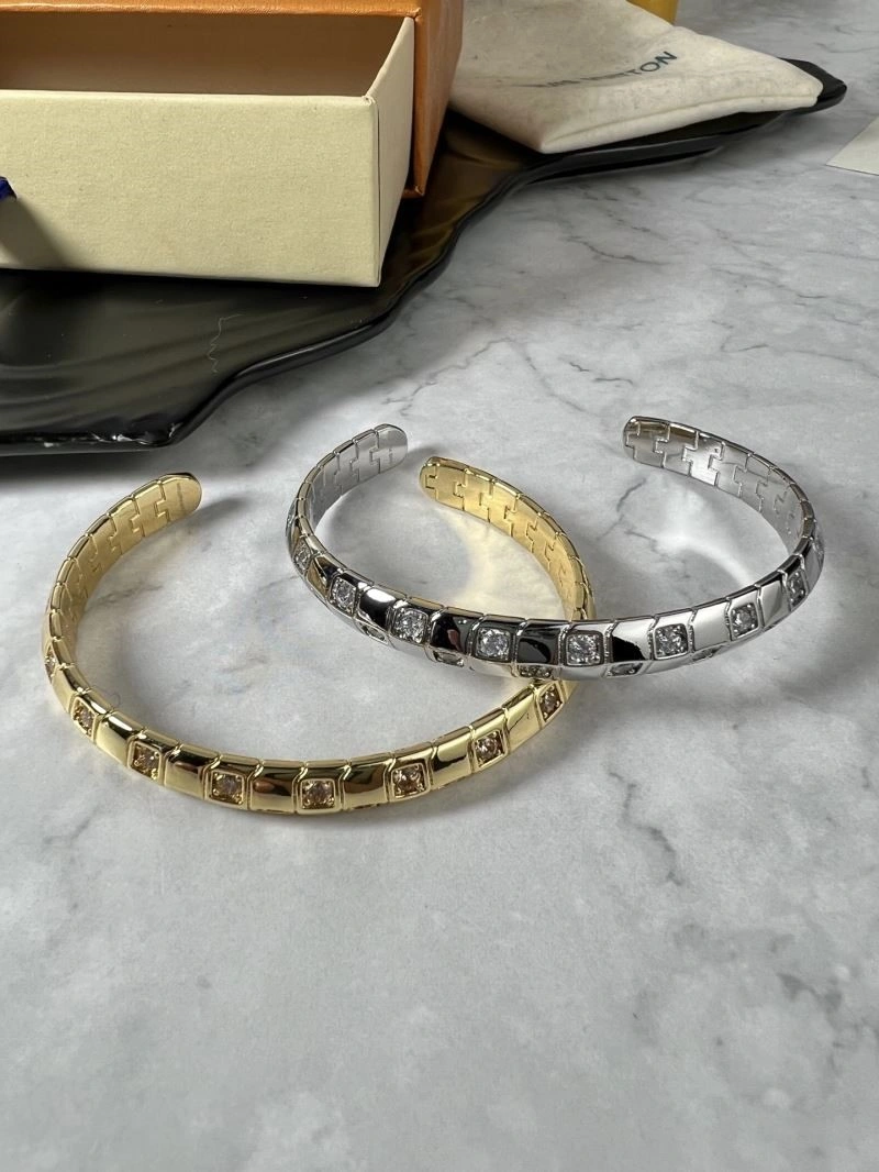 Louis Vuitton Bracelets Packable 249156