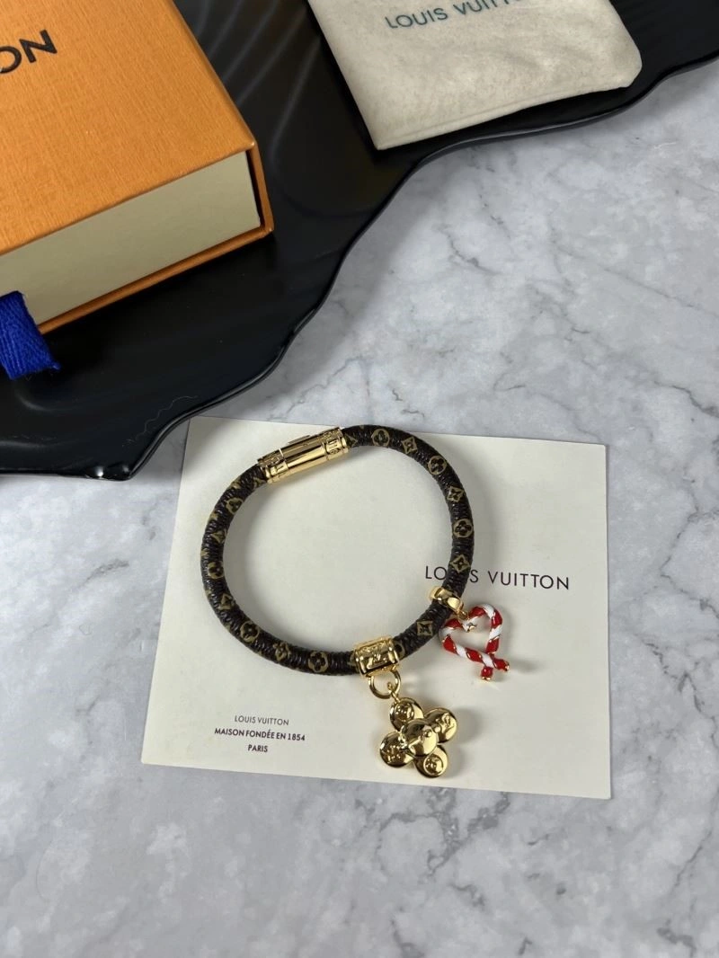 Contemporary Louis Vuitton Bracelets 249152