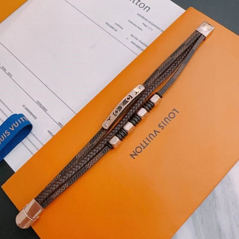 Practical Louis Vuitton Bracelets 249174