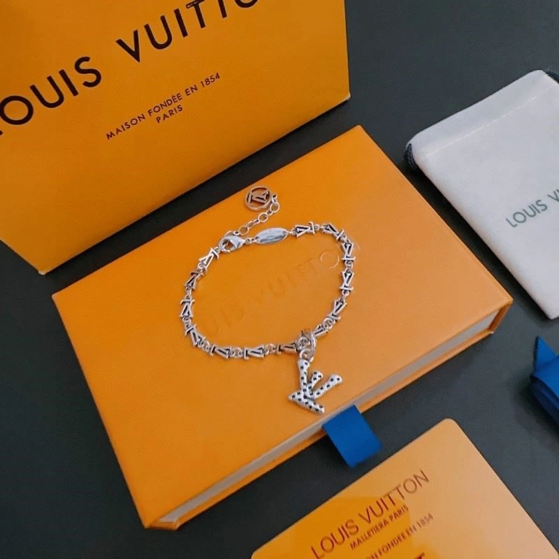 WrinkleFree Louis Vuitton Bracelets 249149