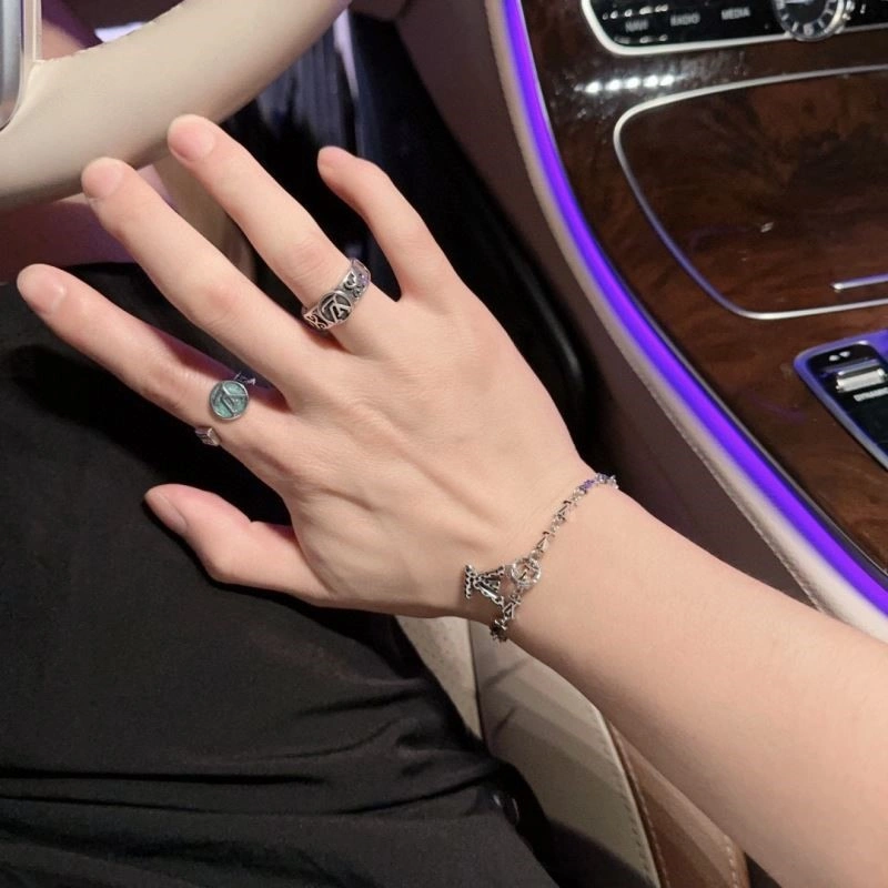 WrinkleFree Louis Vuitton Bracelets 249149