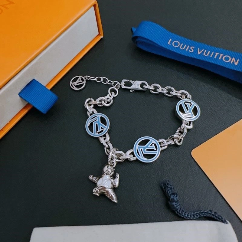 Louis Vuitton Bracelets DailyWear 249155