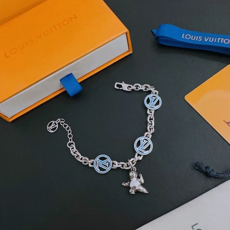 Louis Vuitton Bracelets DailyWear 249155