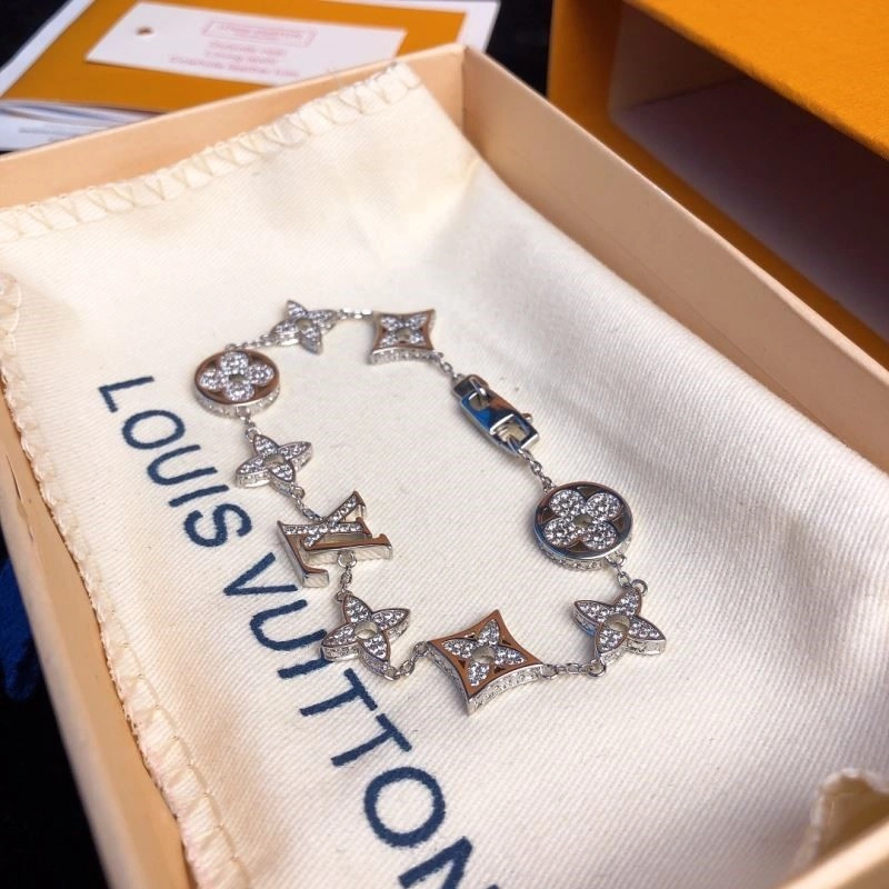 Louis Vuitton Bracelets Sporty 249146