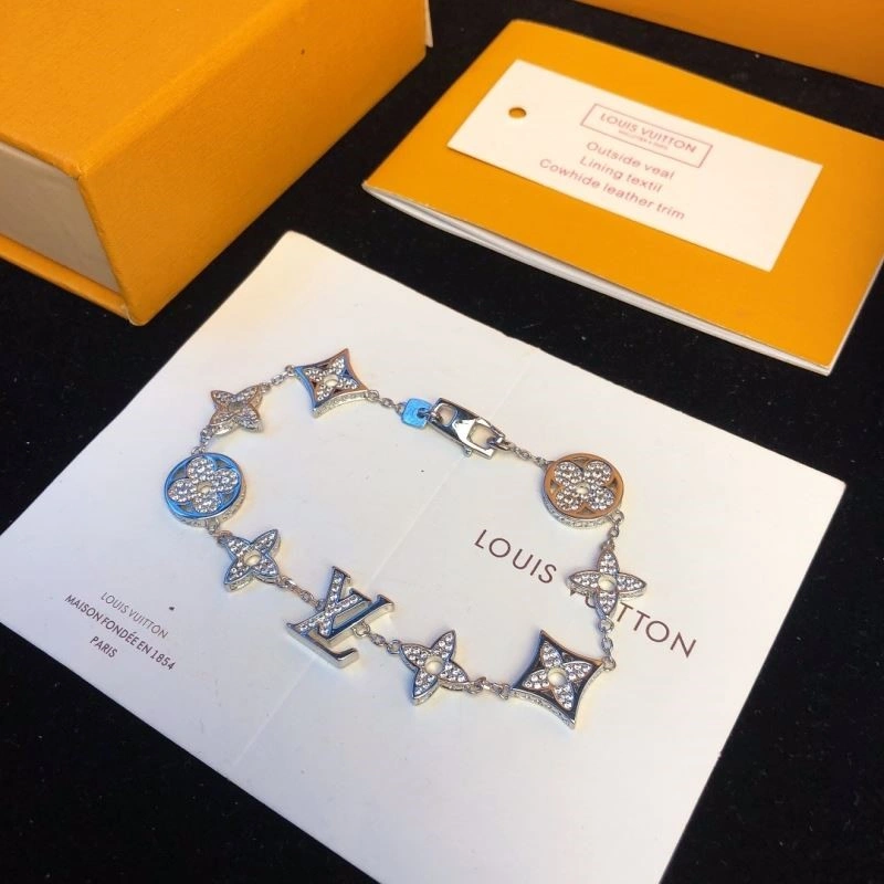 Louis Vuitton Bracelets Sporty 249146