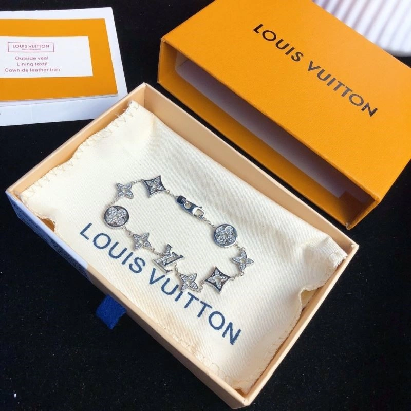 Louis Vuitton Bracelets Sporty 249146