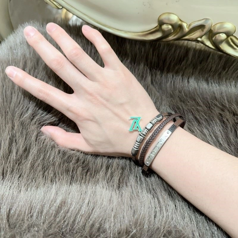 Unique Louis Vuitton Bracelets 249142