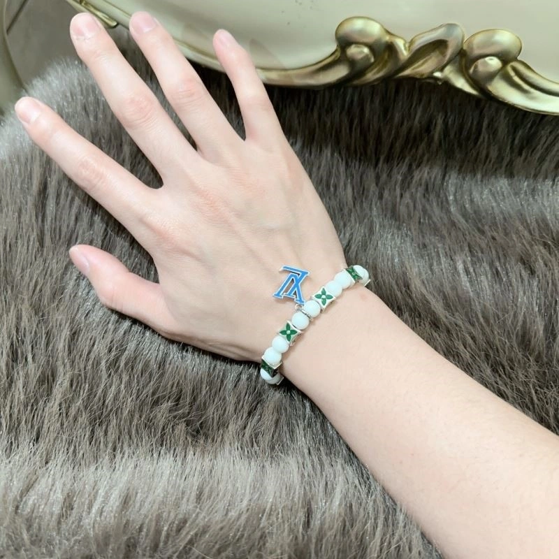 Louis Vuitton Bracelets Tailored 249141