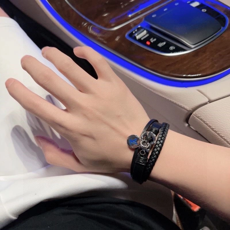 Louis Vuitton Bracelets Timeless 249123