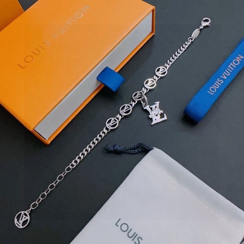 Louis Vuitton Bracelets WellDesigned 249131