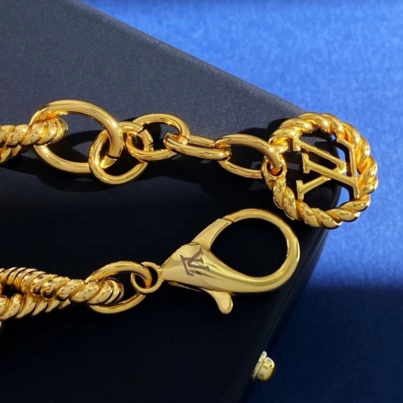 Louis Vuitton Bracelets Breathable 249106