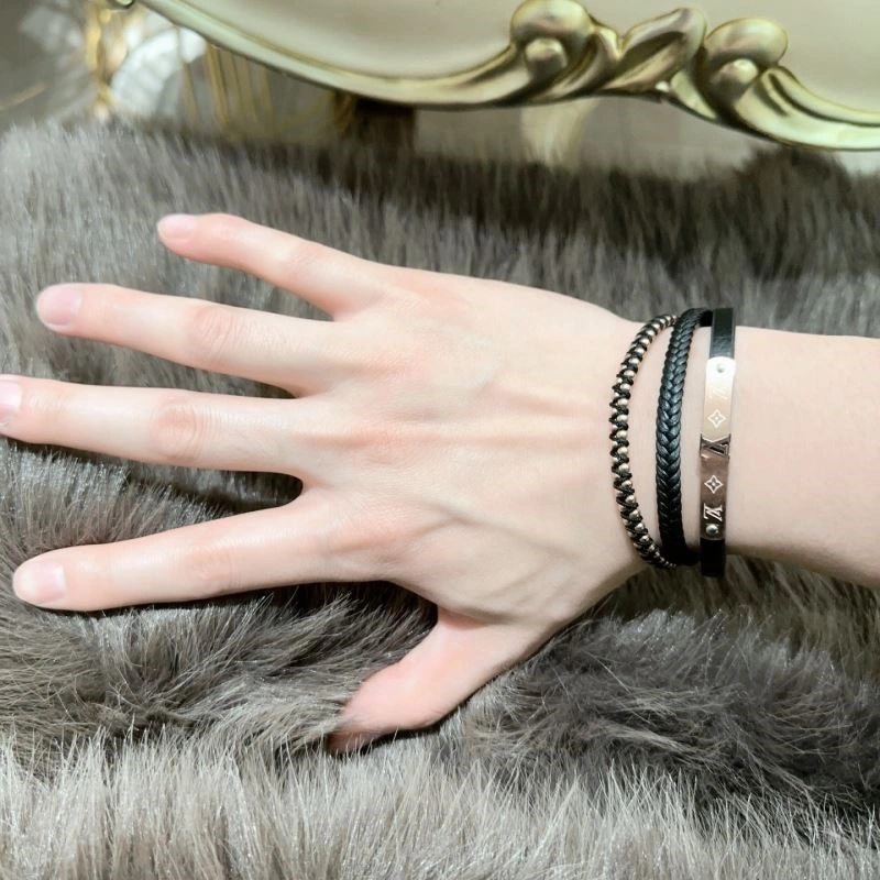 Louis Vuitton Bracelets TopPick 249132