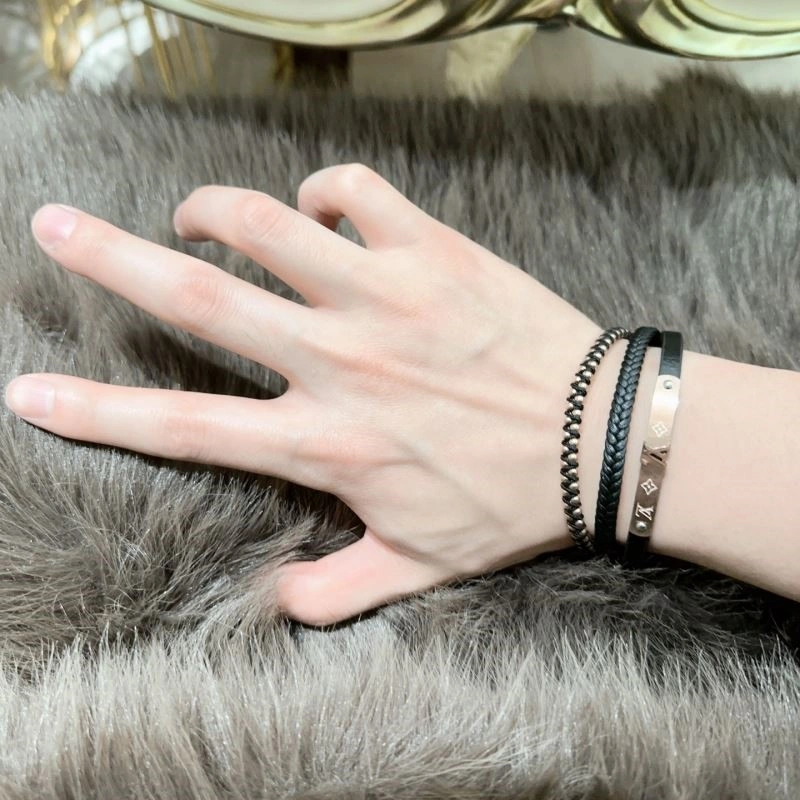 Louis Vuitton Bracelets TopPick 249132