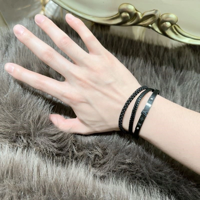 Louis Vuitton Bracelets ComfortFit 249119