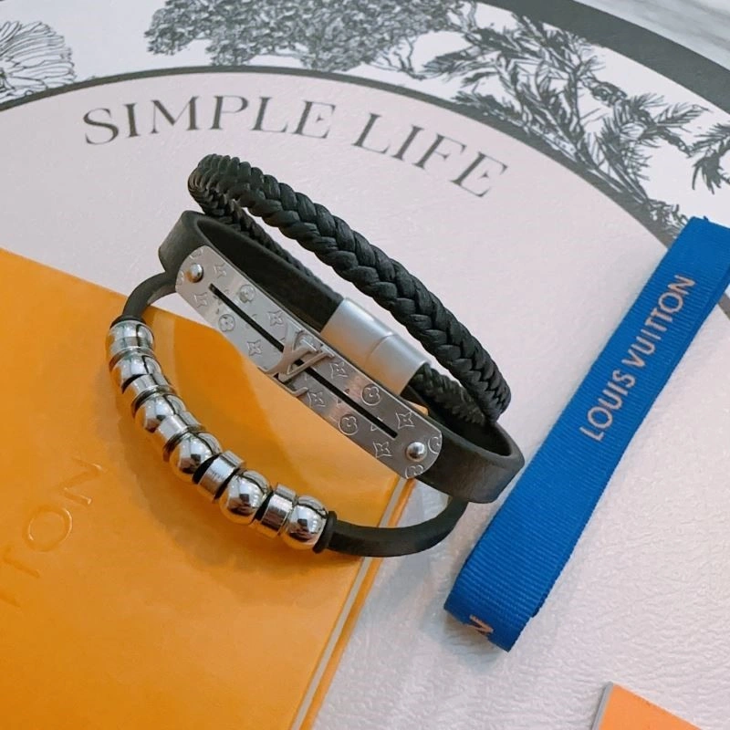 Louis Vuitton Bracelets StreetReady 249136