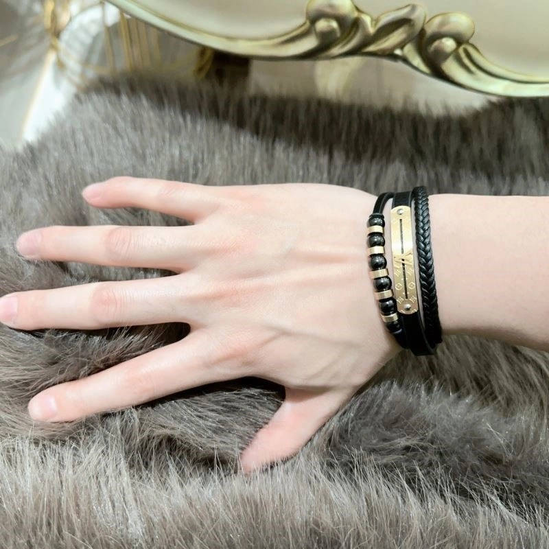 Louis Vuitton Bracelets Effortless 249133