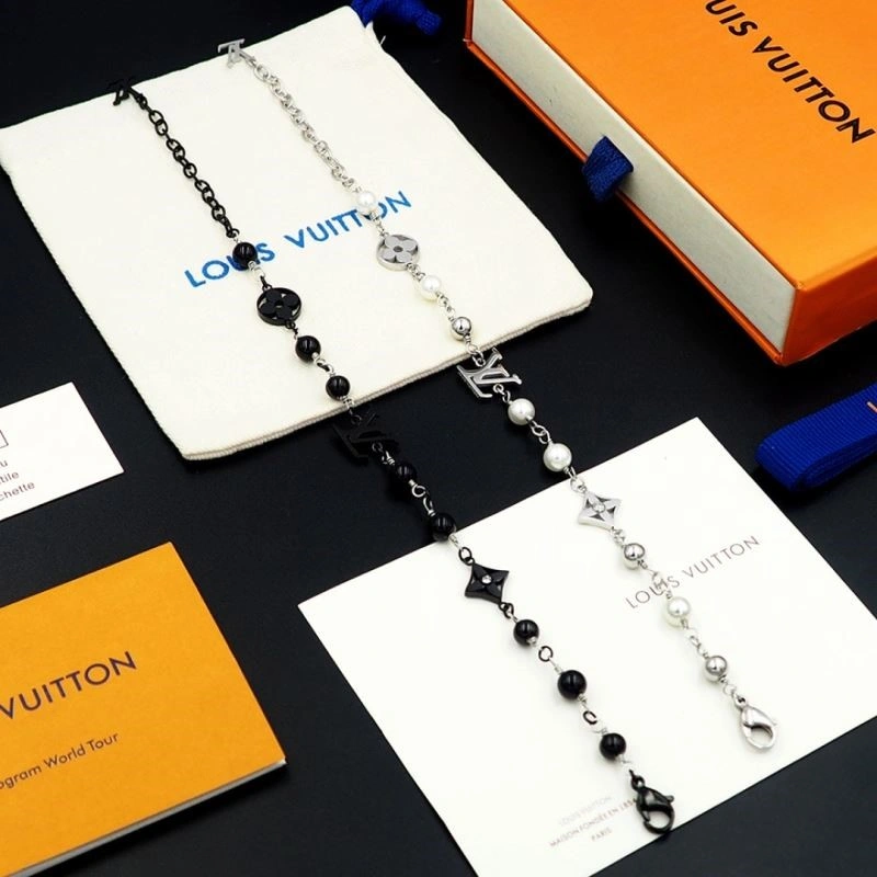 Youthful Louis Vuitton Bracelets 249122