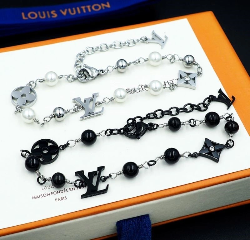 Youthful Louis Vuitton Bracelets 249122