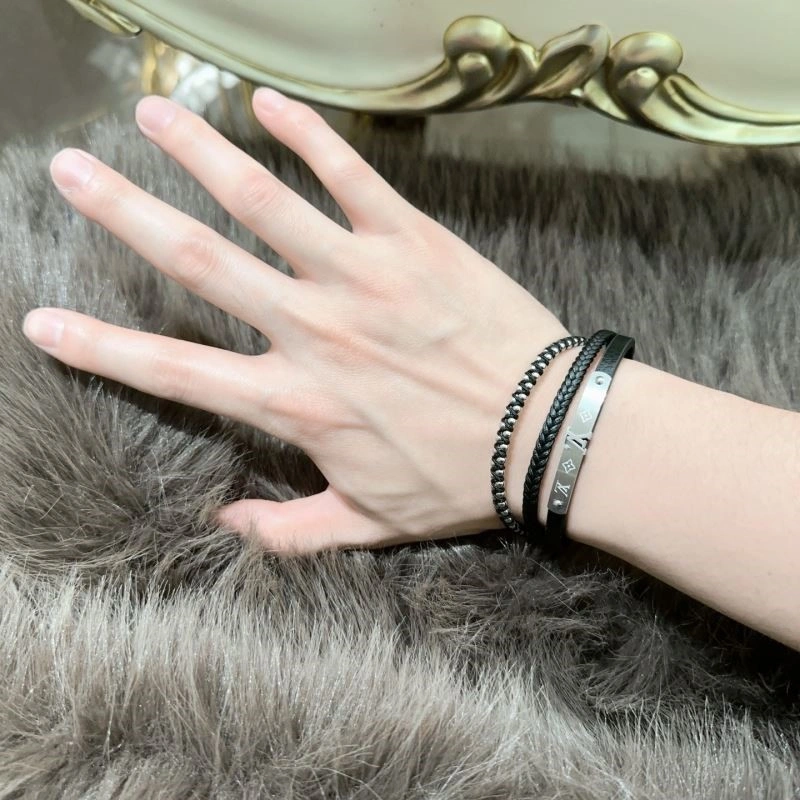 Louis Vuitton Bracelets Durable 249109