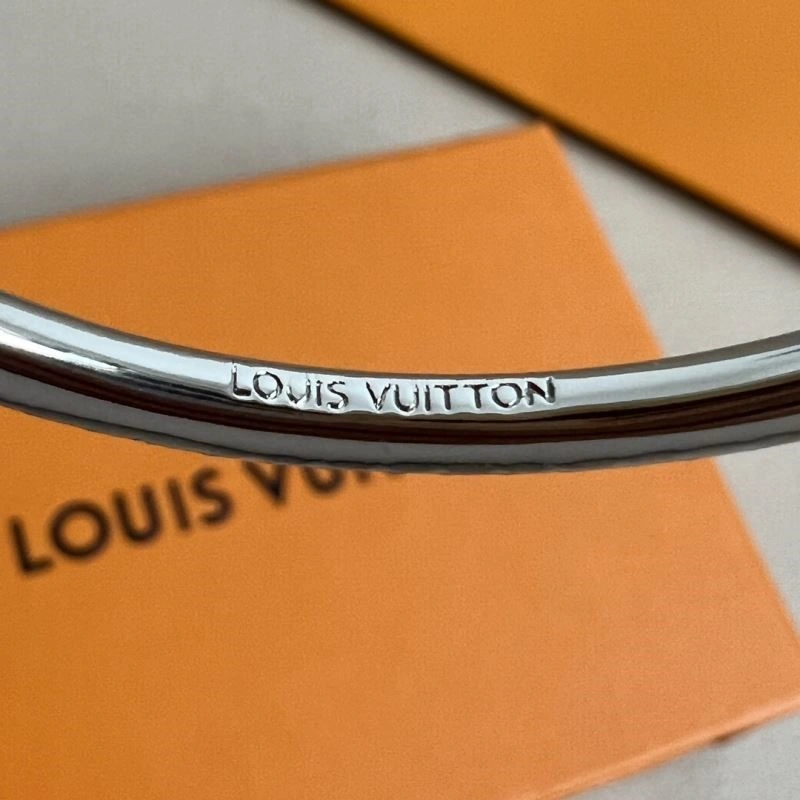Louis Vuitton Bracelets Unisex 249117