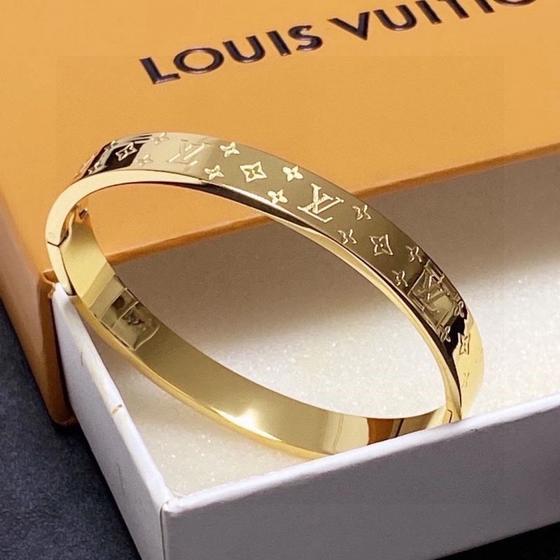 Louis Vuitton Bracelets TechFriendly 249125