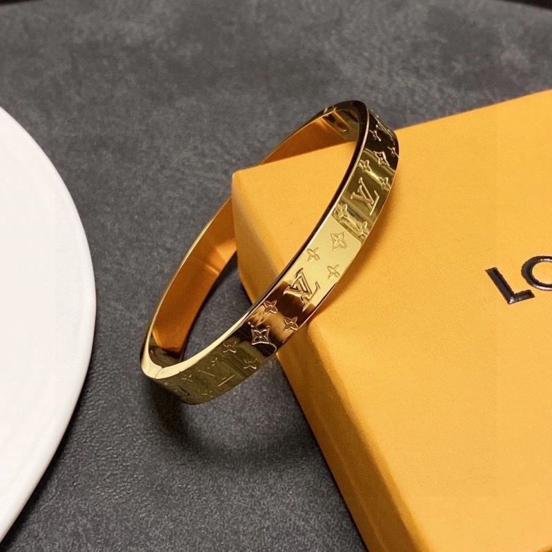 Louis Vuitton Bracelets TechFriendly 249125