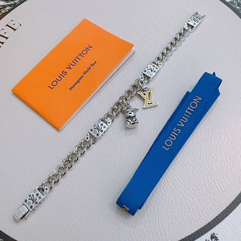 Louis Vuitton Bracelets FreshLook 249137