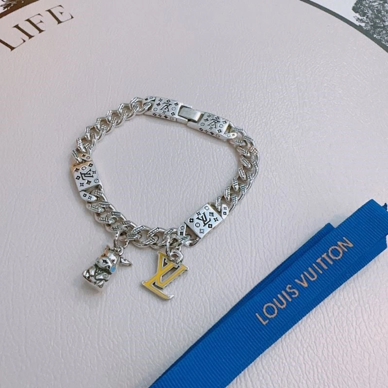Louis Vuitton Bracelets FreshLook 249137