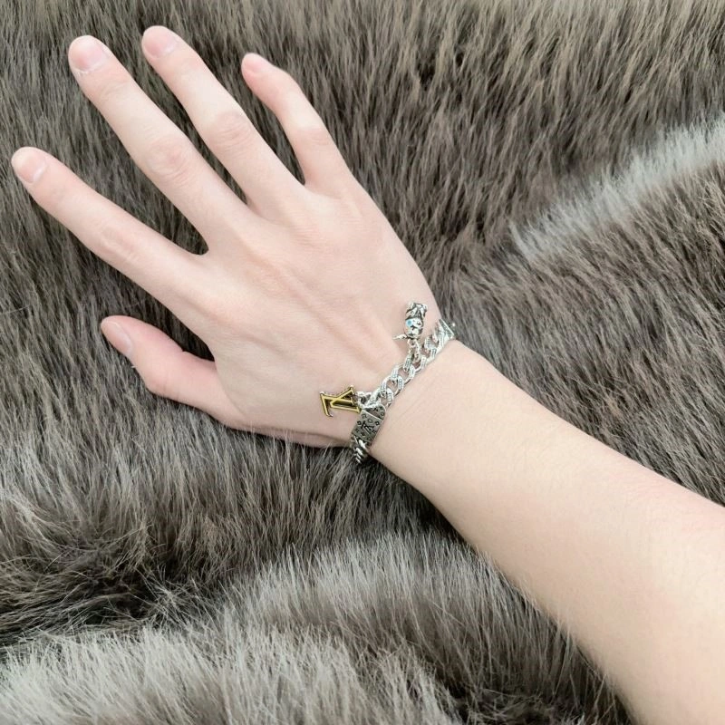 Louis Vuitton Bracelets FreshLook 249137