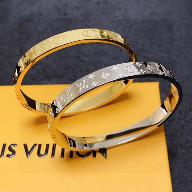 Louis Vuitton Bracelets Bold 249134