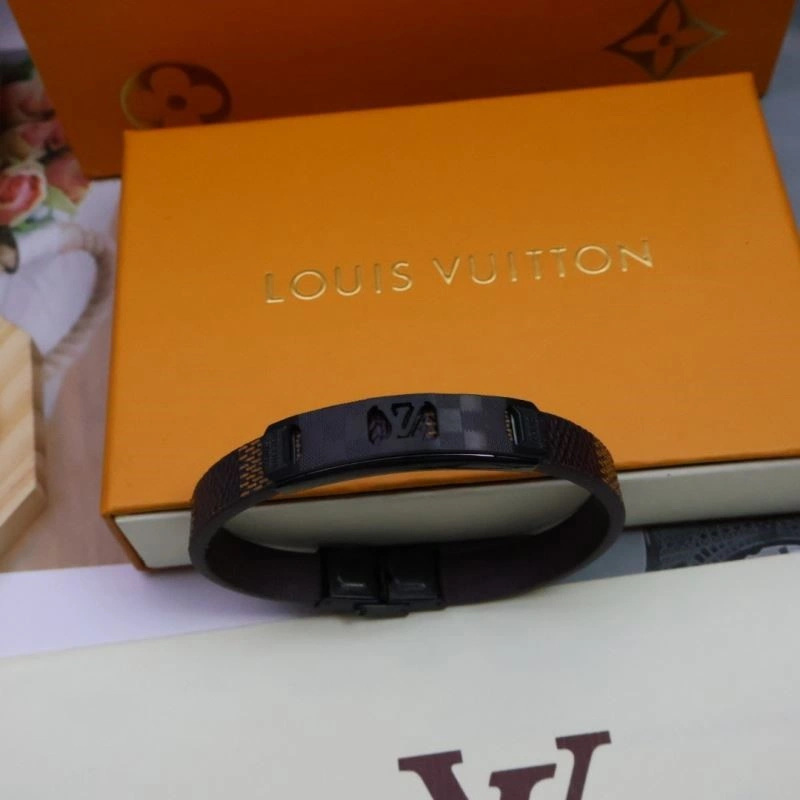 Louis Vuitton Bracelets EyeCatching 249105