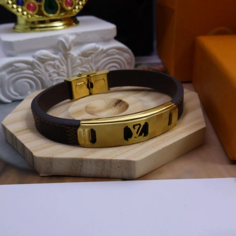 Stylish Louis Vuitton Bracelets 249103