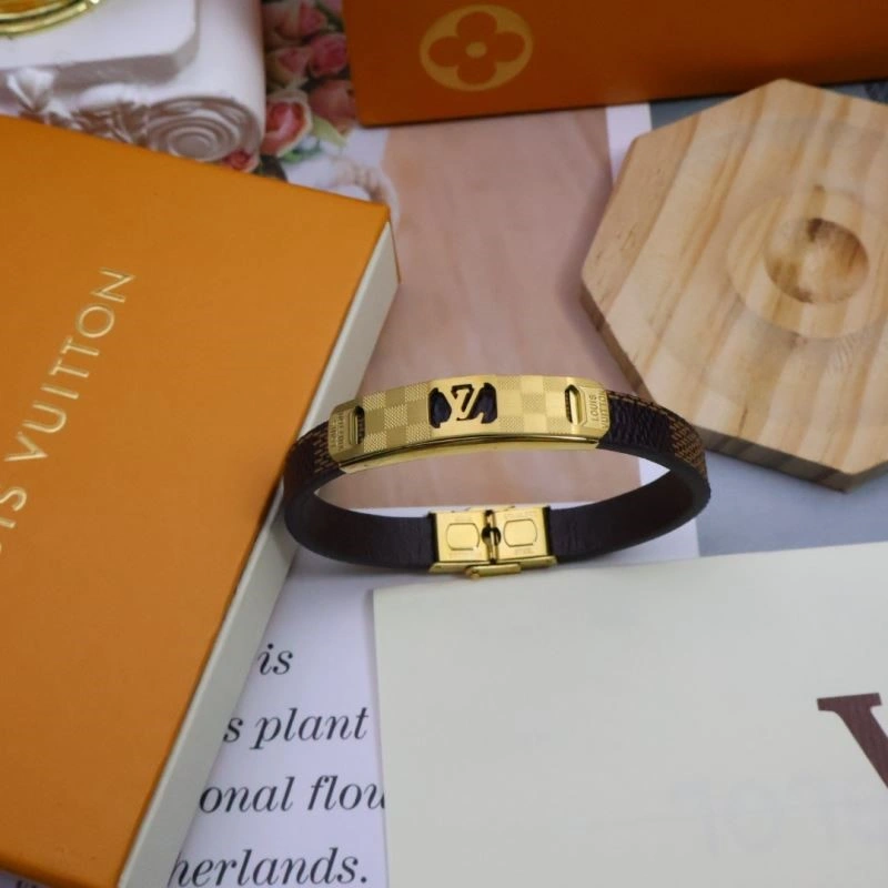 Stylish Louis Vuitton Bracelets 249103