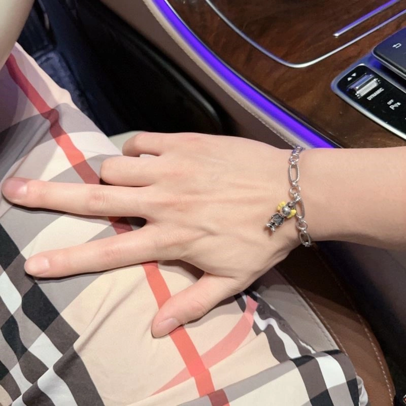 Louis Vuitton Bracelets EasyCare 249099