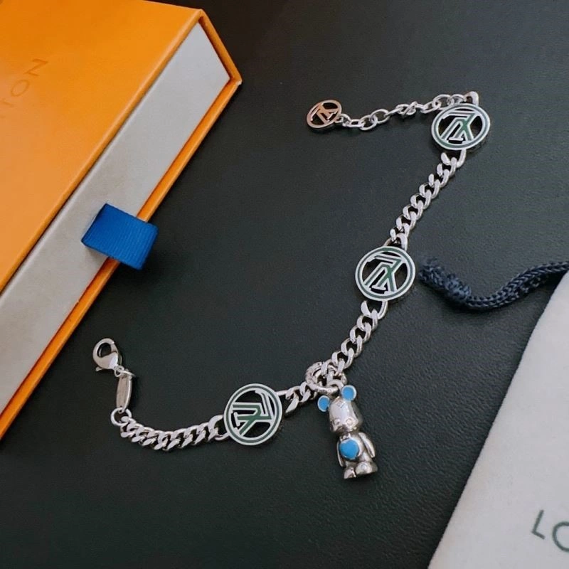 Breathable Louis Vuitton Bracelets 249096