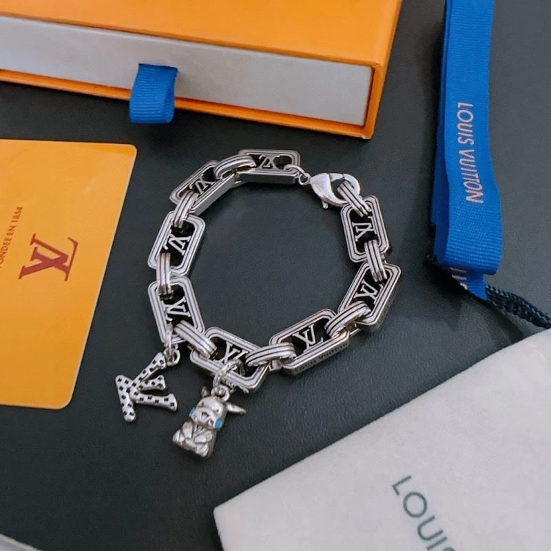 Louis Vuitton Bracelets Bold 249094