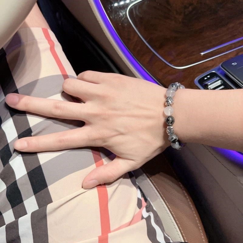 Louis Vuitton Bracelets Cozy 249095