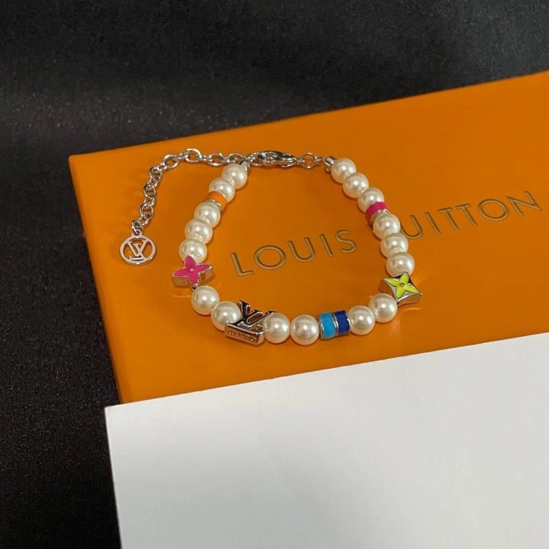 AllSeason Louis Vuitton Bracelets 249097