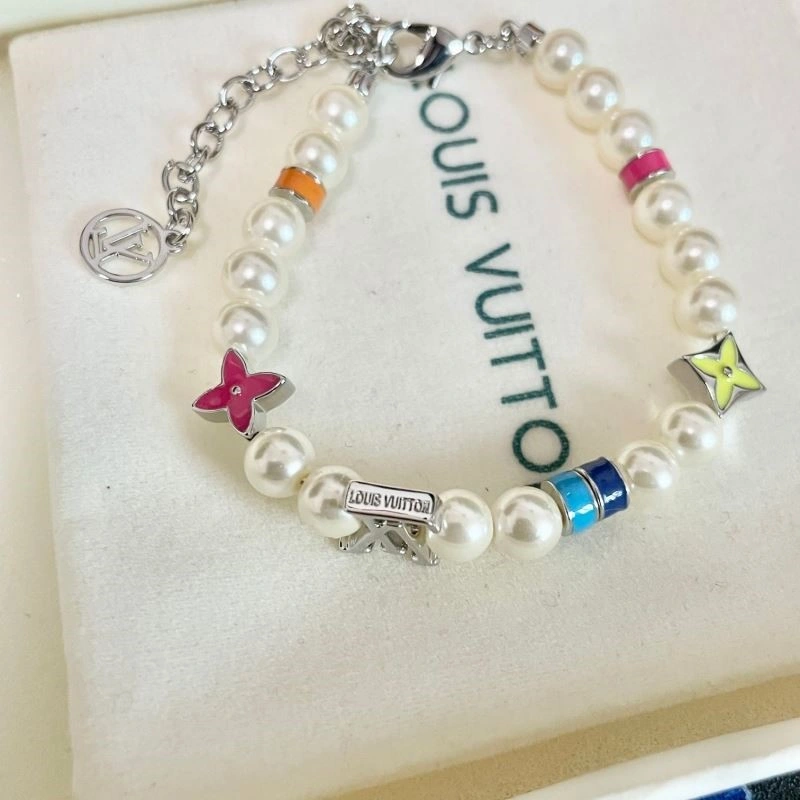AllSeason Louis Vuitton Bracelets 249097