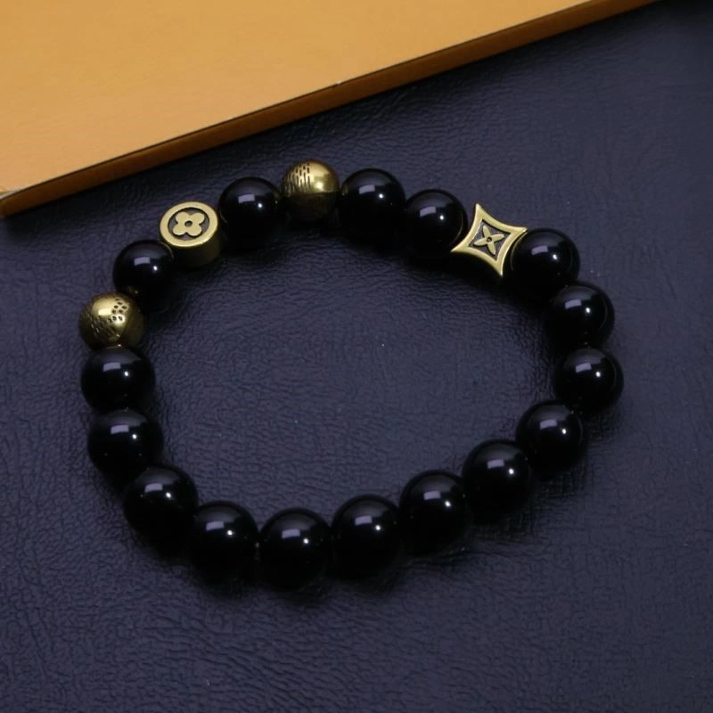Chic Louis Vuitton Bracelets 248839