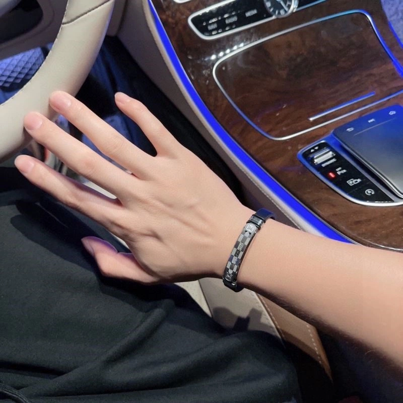 Louis Vuitton Bracelets Resilient 248835