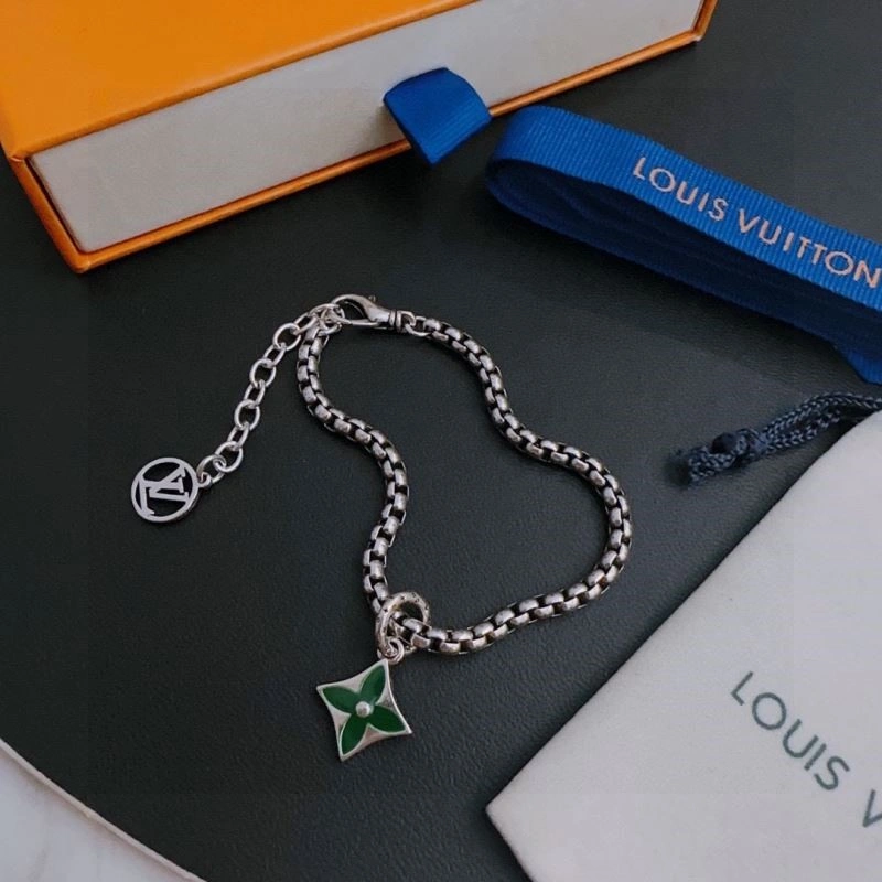 Affordable Louis Vuitton Bracelets 248805