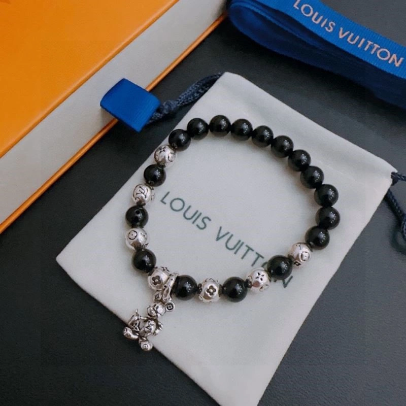 Louis Vuitton Bracelets DailyWear 248803