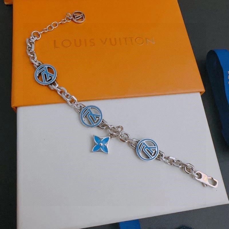 SoftTouch Louis Vuitton Bracelets 248802