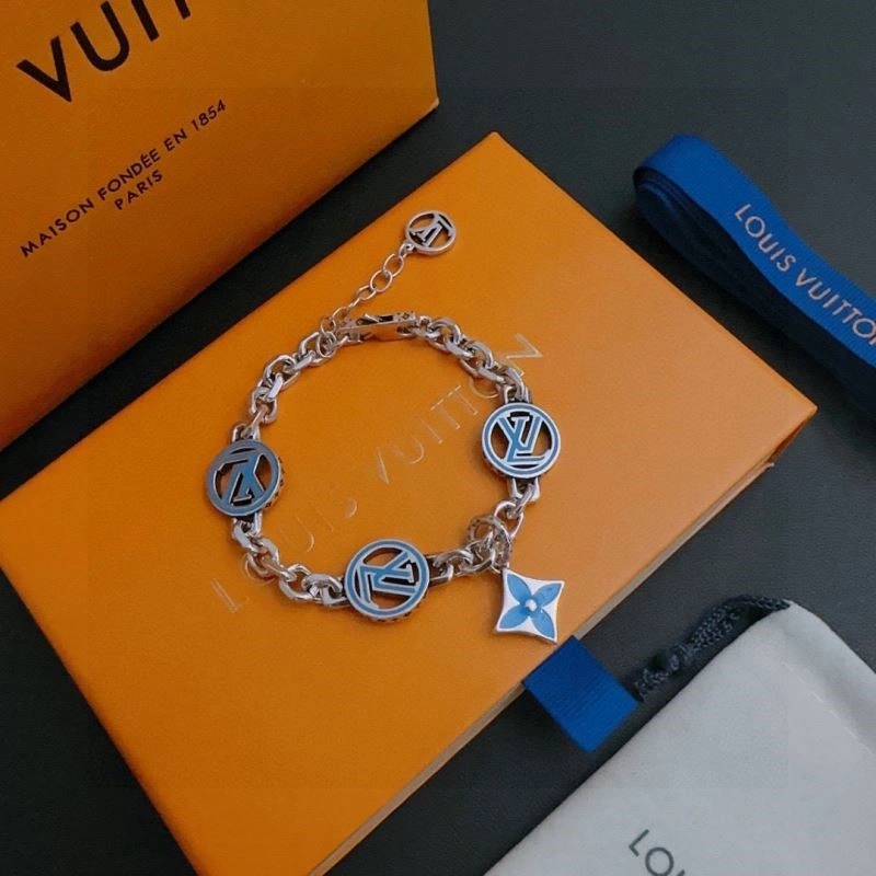 SoftTouch Louis Vuitton Bracelets 248802