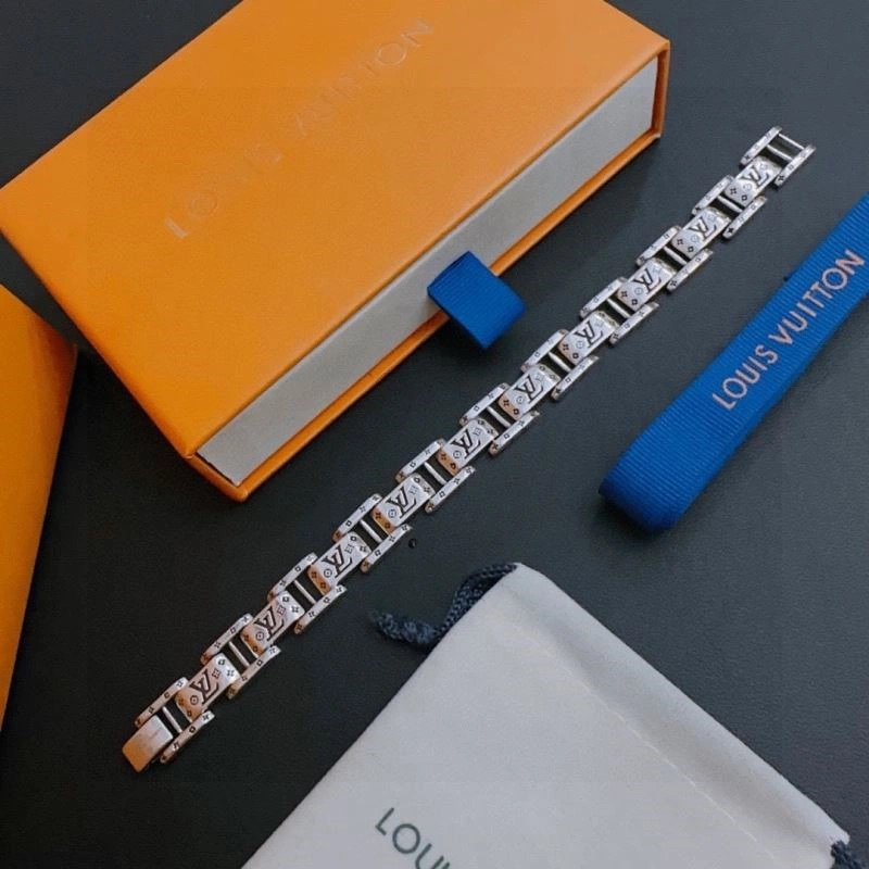 Practical Louis Vuitton Bracelets 248801